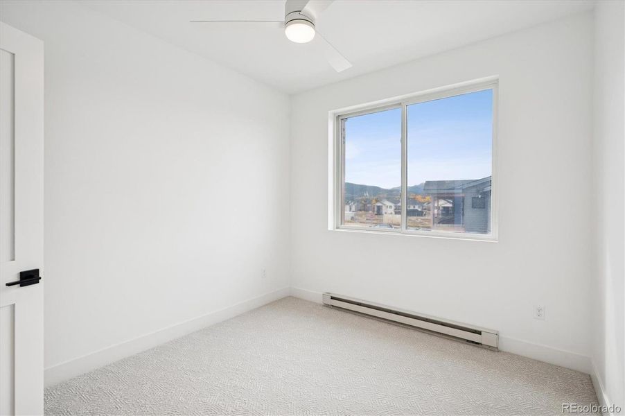 Spacious, unfurnished interior of a new home in , Fraser (Image 19).