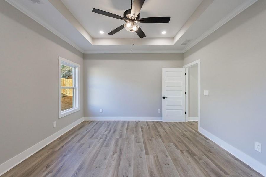 Spacious, unfurnished interior of a new home in , Carrollton (Image 23).