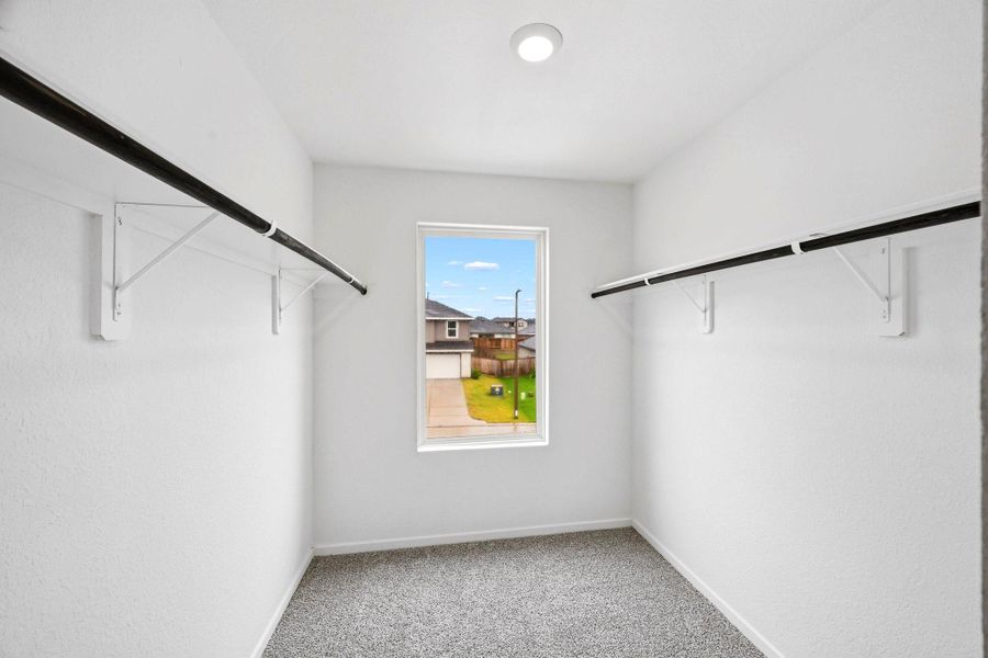 Spacious, unfurnished interior of a new home in Mill Creek, Magnolia (Image 20).