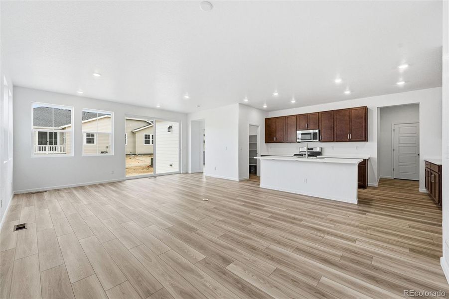 3384 N Duquesne Way - Ready Now