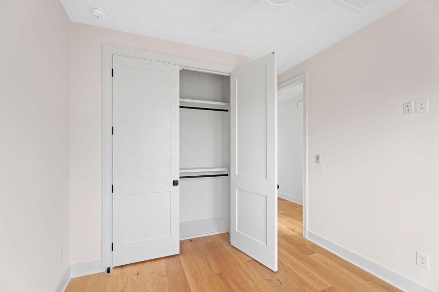 Spacious, unfurnished interior of a new home in , Charleston (Image 21).