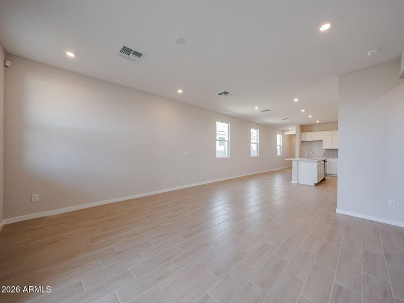 25_New-Home-for-Sale_Buckeye_AZ-Teravali 25_New-Home-for-Sale_Buckeye_AZ-Teravali