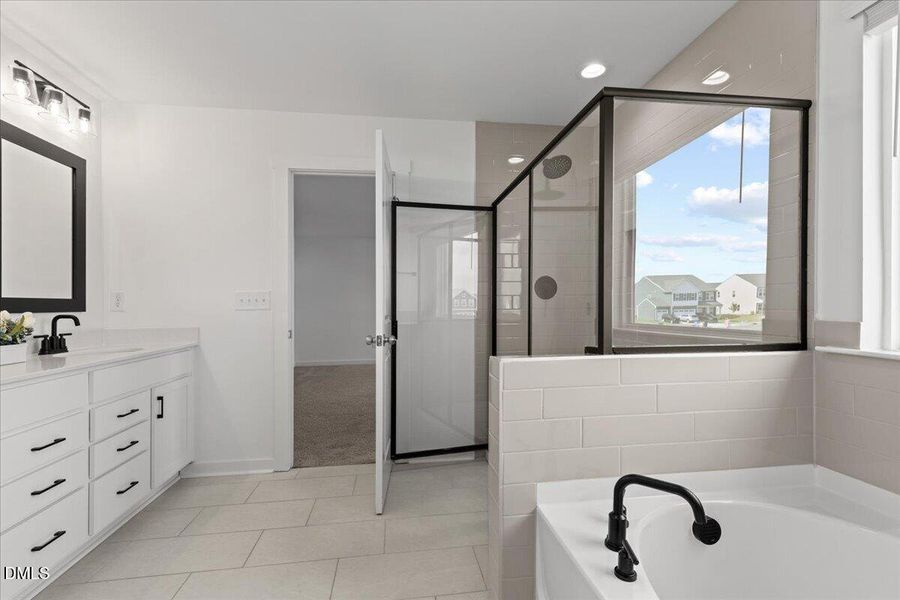 master Bathroom master Bathroom
