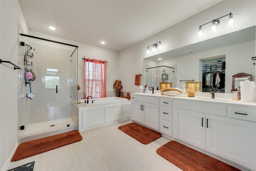 Furnished interior view inside a new home in , Arlington (Image 13).