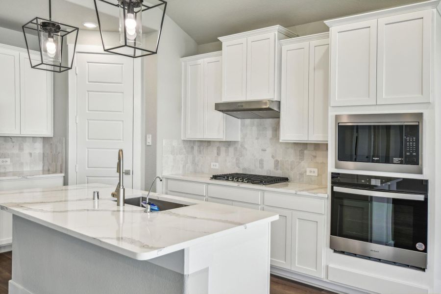 Photo is not of the actual home but is an inspirational photo of builder’s model home and may depict options, furnishings, and/or decorator features that are not included. Photo is not of the actual home but is an inspirational photo of builder’s model home and may depict options, furnishings, and/or decorator features that are not included.