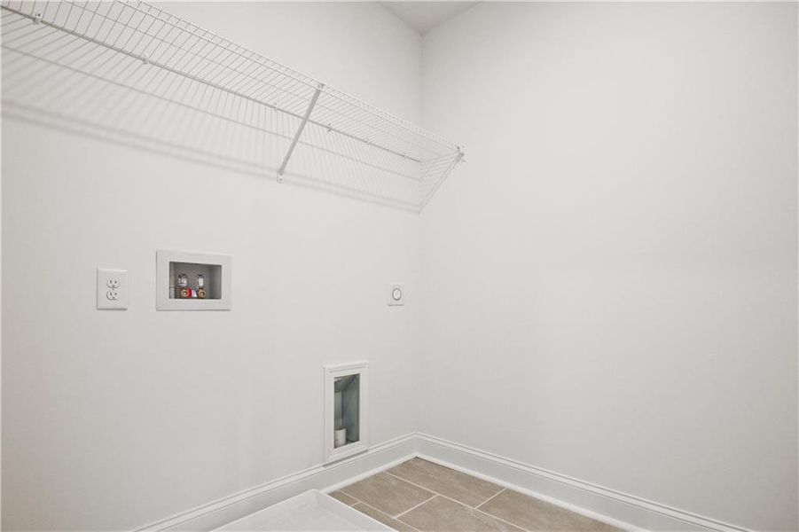 Spacious, unfurnished interior of a new home in Clark Farms, Flowery Branch (Image 28). Spacious, unfurnished interior of a new home in Clark Farms, Flowery Branch (Image 28).
