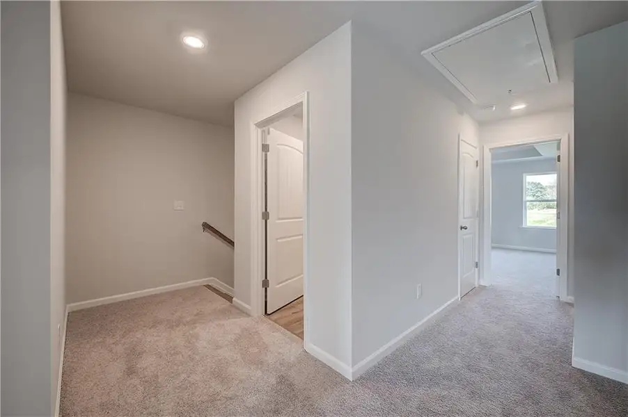 Spacious, unfurnished interior of a new home in Langley Overlook, Loganville (Image 21).