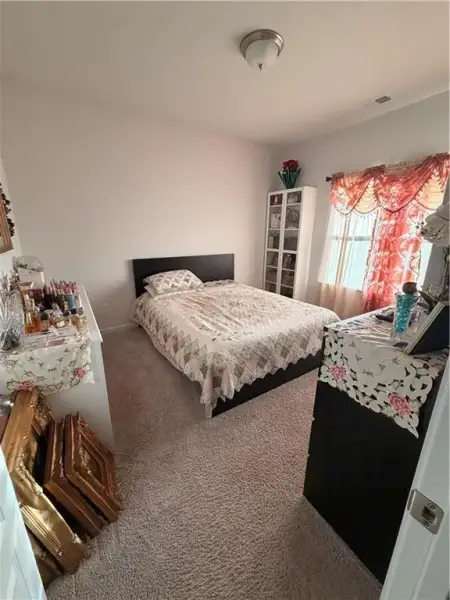 Furnished interior view inside a new home in , Winder (Image 12).