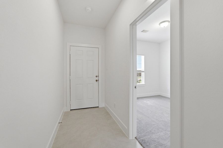 Spacious, unfurnished interior of a new home in Harvest Pointe, Needville (Image 21).