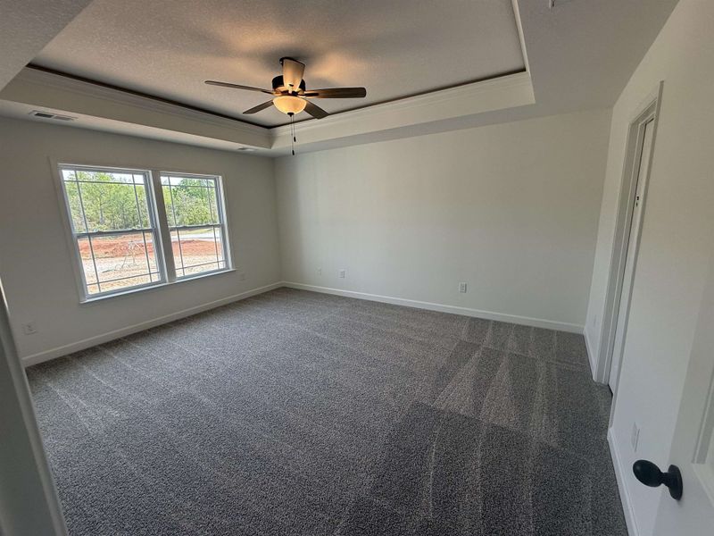 Spacious, unfurnished interior of a new home in Mills Gin, Campobello (Image 4).