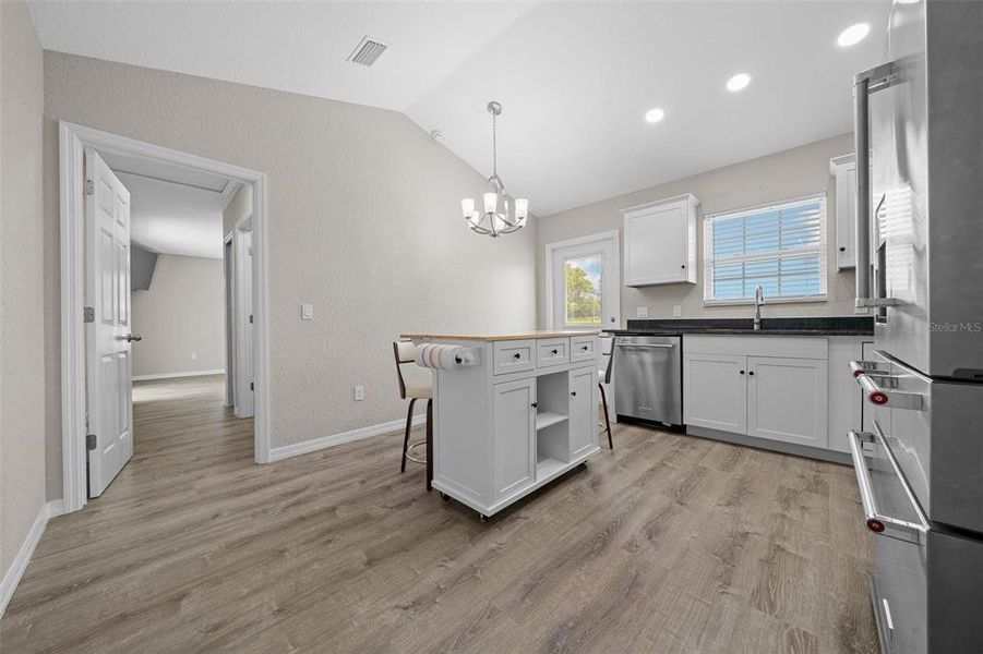 Furnished interior view inside a new home in , Citra (Image 10).