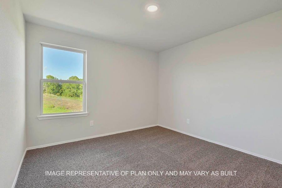 Spacious, unfurnished interior of a new home in Dove Crossing, Navasota (Image 9).