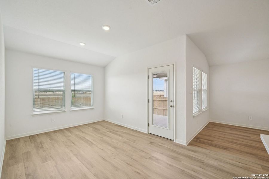 Spacious, unfurnished interior of a new home in Estancia Ranch - Premier Series, San Antonio (Image 18). Spacious, unfurnished interior of a new home in Estancia Ranch - Premier Series, San Antonio (Image 18).
