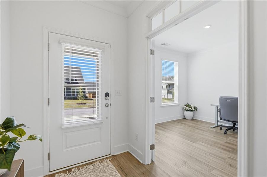 Spacious, unfurnished interior of a new home in , Dallas (Image 23).