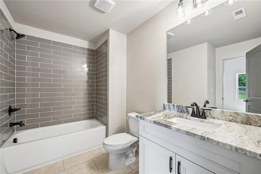 Furnished interior view inside a new home in Steeplechase, Hoschton (Image 34).