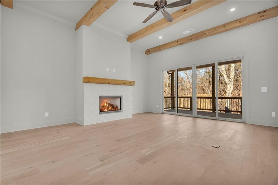 Spacious, unfurnished interior of a new home in , Gainesville (Image 26).