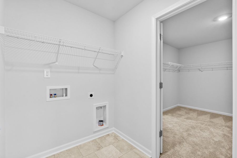 Spacious, unfurnished interior of a new home in Bell West, Kernersville (Image 26).