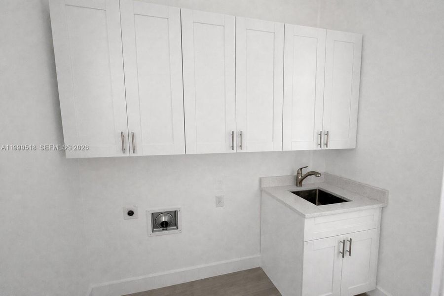 Furnished interior view inside a new home in , Punta Gorda (Image 6). Furnished interior view inside a new home in , Punta Gorda (Image 6).