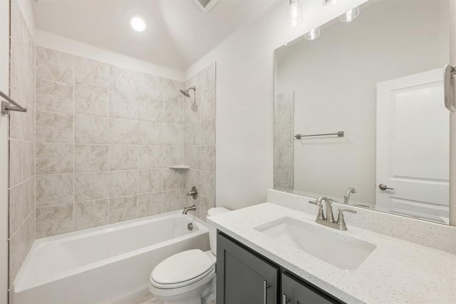 Furnished interior view inside a new home in Legacy Ranch Classic 55, Melissa (Image 13). Furnished interior view inside a new home in Legacy Ranch Classic 55, Melissa (Image 13).