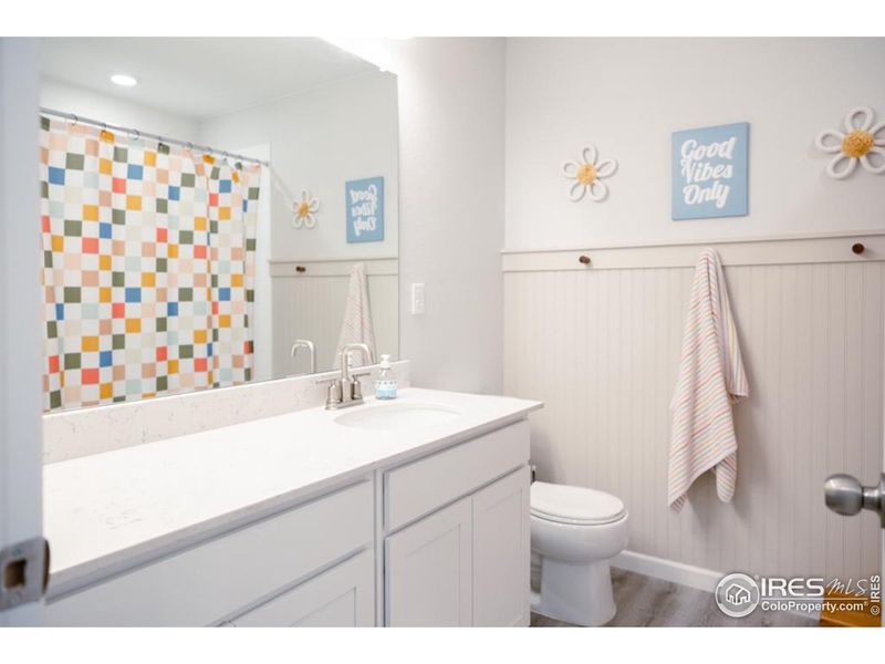 Shared Bathroom Upstairs Shared Bathroom Upstairs