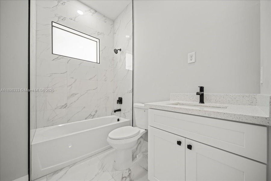 Image 31 of a home in .