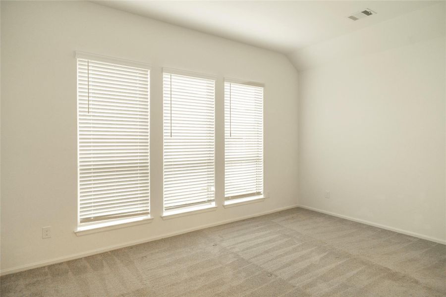 Spacious, unfurnished interior of a new home in Cross Creek West 45', Fulshear (Image 19). Spacious, unfurnished interior of a new home in Cross Creek West 45', Fulshear (Image 19).