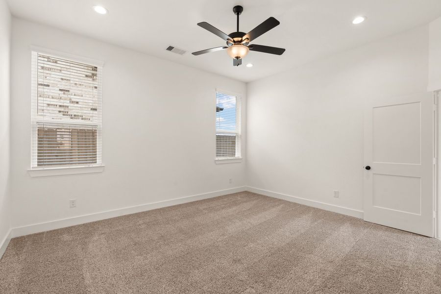 Spacious, unfurnished interior of a new home in Evergreen, Conroe (Image 24). Spacious, unfurnished interior of a new home in Evergreen, Conroe (Image 24).