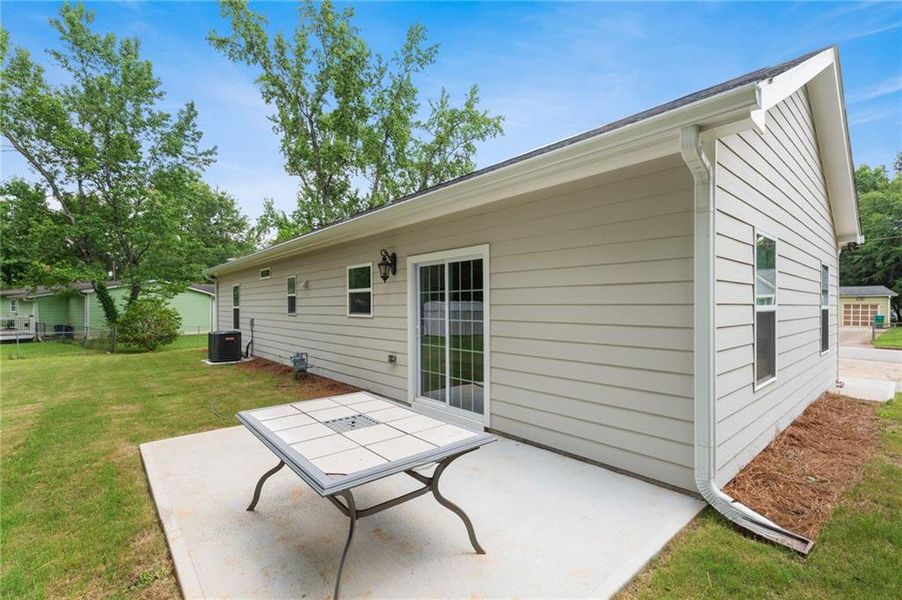 Exterior details and patio area of a home in , Austell (Image 21).