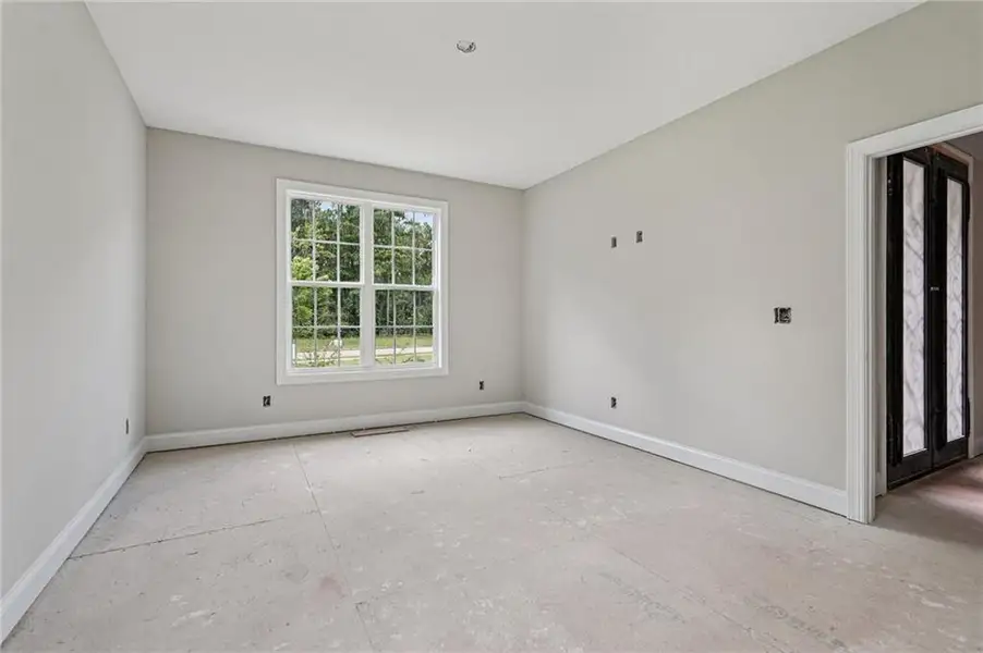 Image 27 of a home in Whitestone.