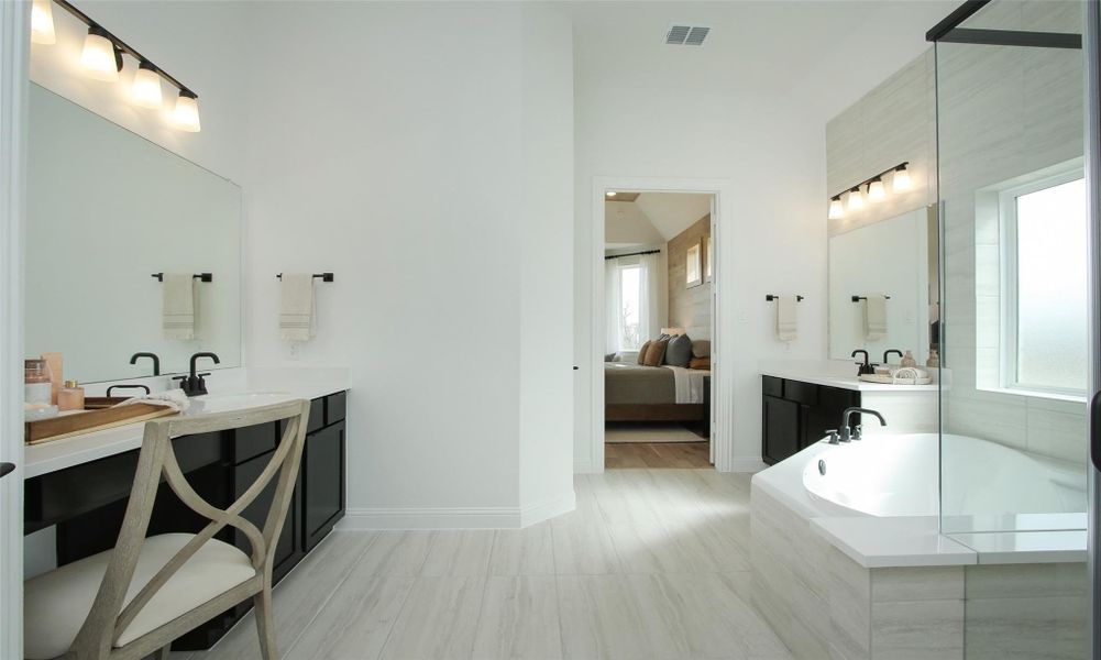 Model home photos of similar floorplans, not pictures of actual home. Model home photos of similar floorplans, not pictures of actual home.