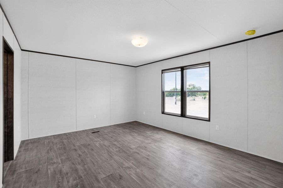 Spacious, unfurnished interior of a new home in , Lockhart (Image 19).