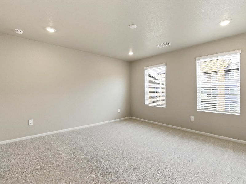 Spacious, unfurnished interior of a new home in Horizon Uptown: The Meadow Collection, Aurora (Image 10). Spacious, unfurnished interior of a new home in Horizon Uptown: The Meadow Collection, Aurora (Image 10).