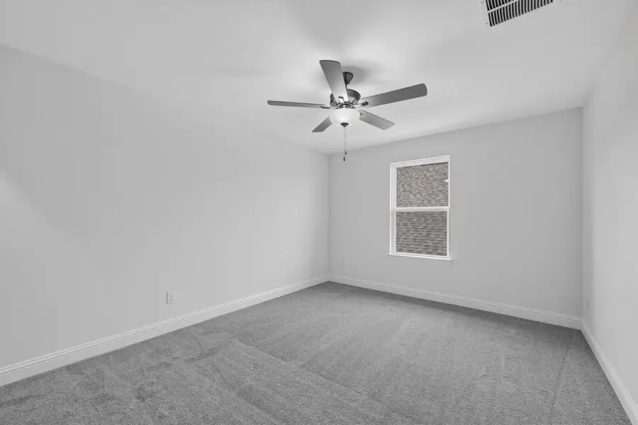 Spacious, unfurnished interior of a new home in South Oak, Lakewood Village (Image 24).