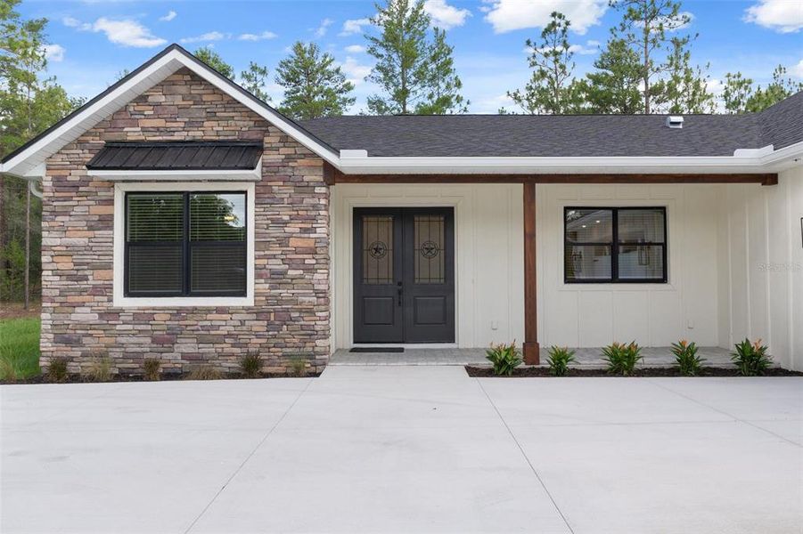 Exterior details and patio area of a home in , Beverly Hills (Image 31). Exterior details and patio area of a home in , Beverly Hills (Image 31).
