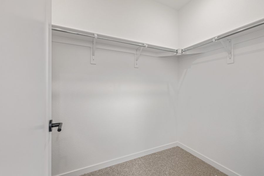 Spacious, unfurnished interior of a new home in Painted Prairie, Aurora (Image 29).