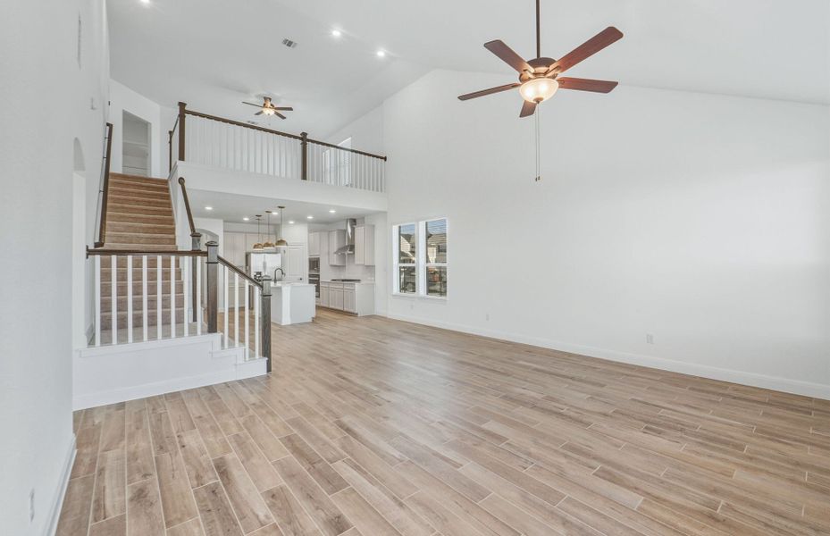 Spacious, unfurnished interior of a new home in Santa Rita Ranch, Liberty Hill (Image 51).