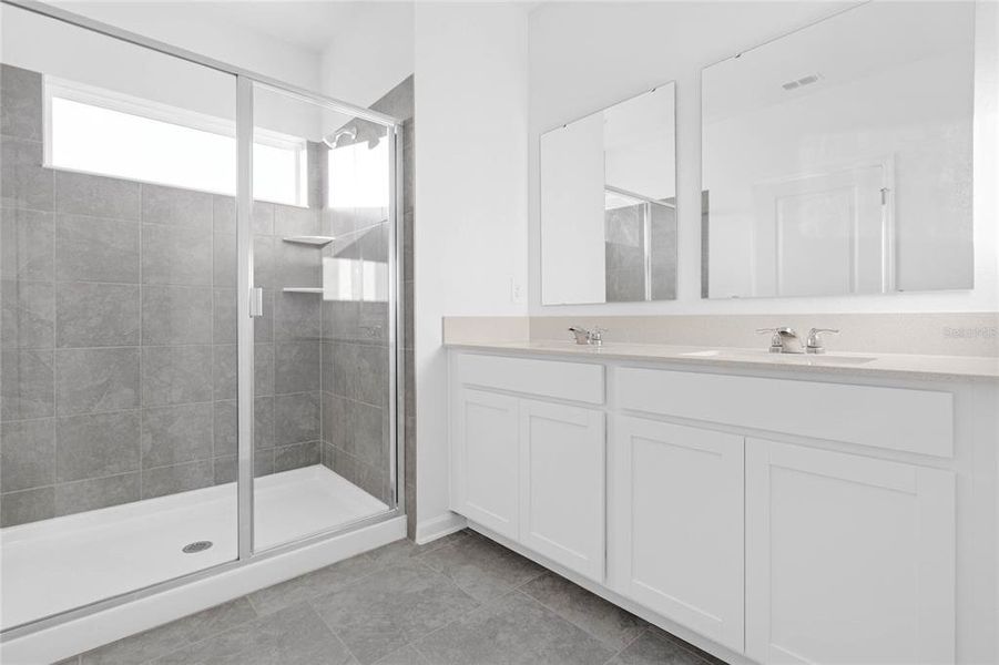 Furnished interior view inside a new home in , Davenport (Image 10).