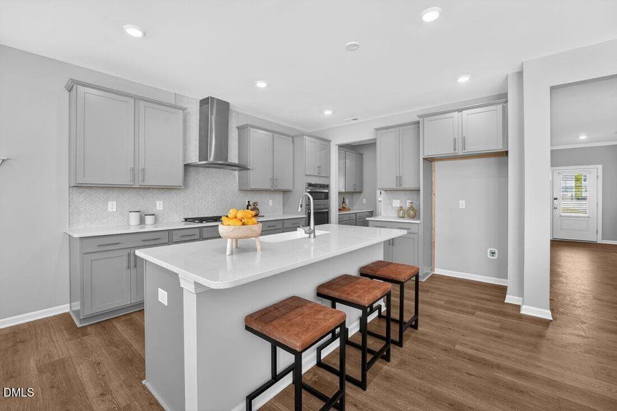 hj-nc-raleigh-silverstone-traditional-sh