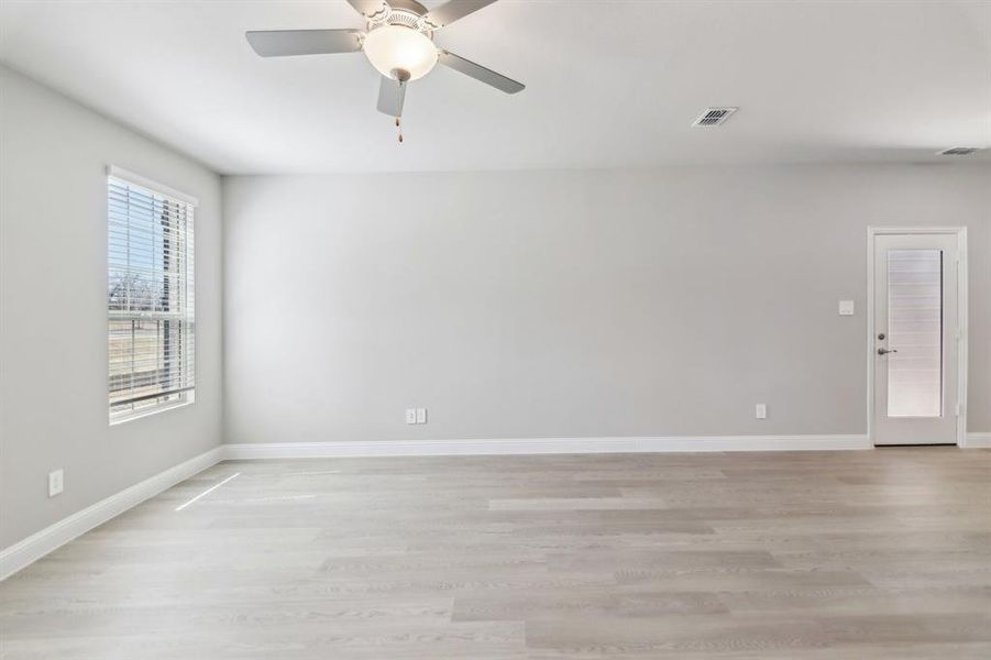 Photo is not of the actual home, but is an inspirational photo of builder’s model home and may depict options, furnishings, and/or decorator features that are not included.
