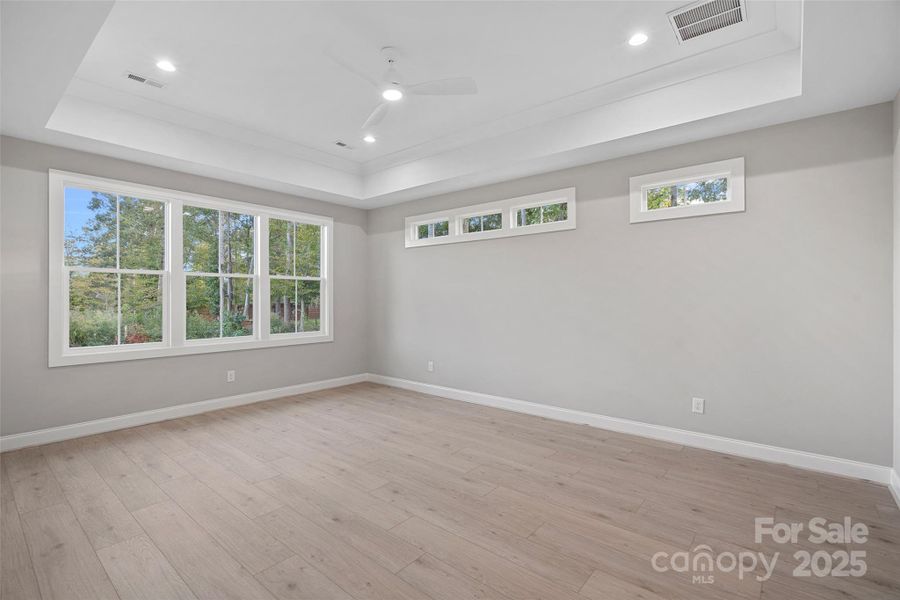 Spacious, unfurnished interior of a new home in , Harmony (Image 33).