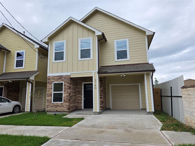 Front exterior of a new home in , Houston, TX, highlighting curb appeal (Image 1). Front exterior of a new home in , Houston, TX, highlighting curb appeal (Image 1).