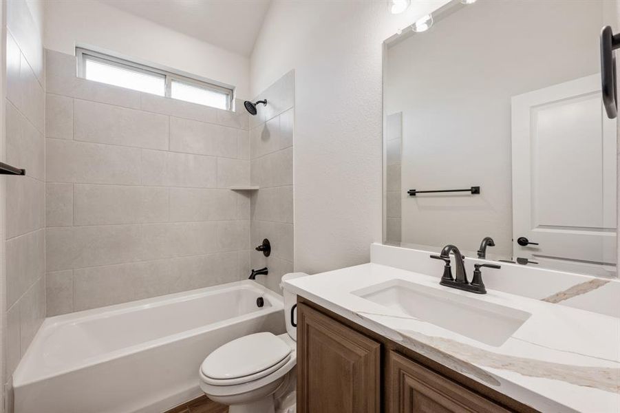 Image 40 of a home in Stone River Glen 60s. Image 40 of a home in Stone River Glen 60s.