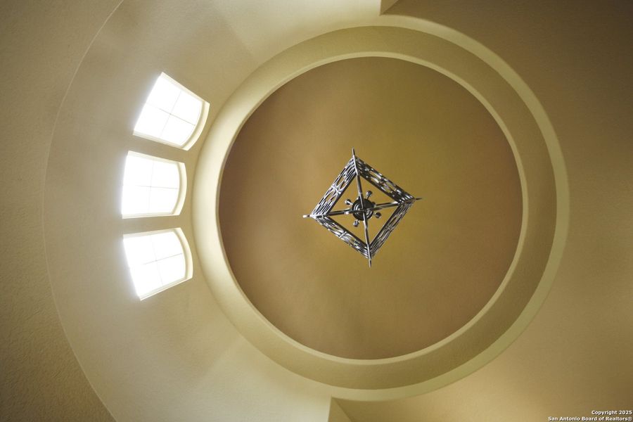 Image 21 of a home in .