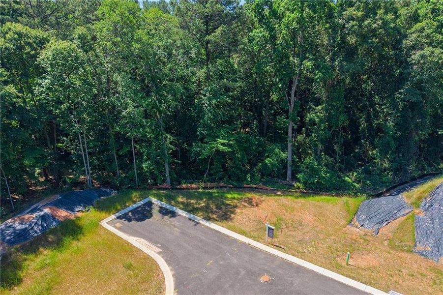 Image 6 of a home in . Image 6 of a home in .