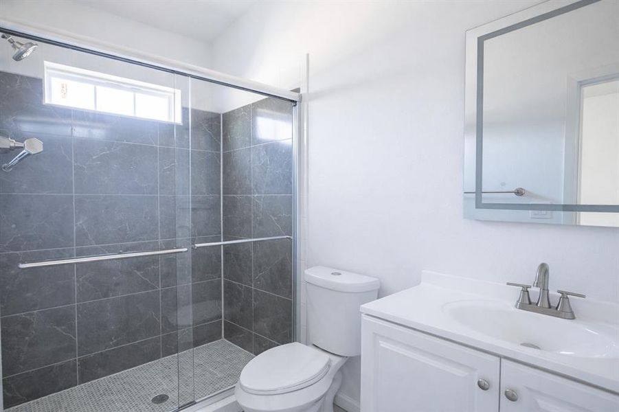 Furnished interior view inside a new home in , Fort Worth (Image 3).