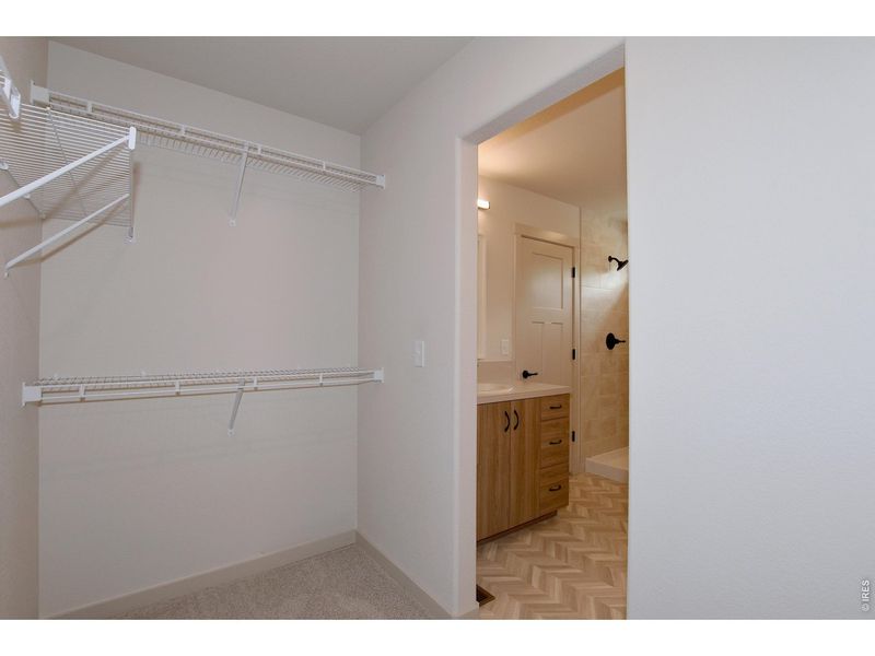 Spacious, unfurnished interior of a new home in , Berthoud (Image 32).