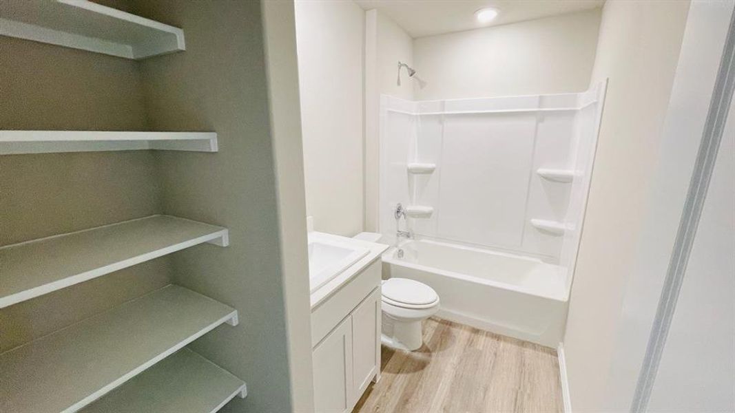 Furnished interior view inside a new home in Sunnycreek, Fort Worth (Image 6).