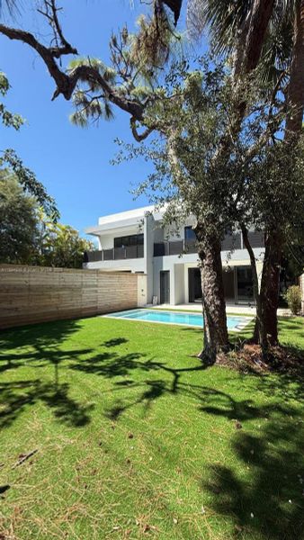 Image 25 of a home in .