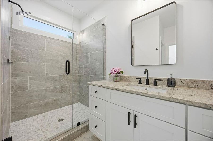 Furnished interior view inside a new home in , Dahlonega (Image 6).