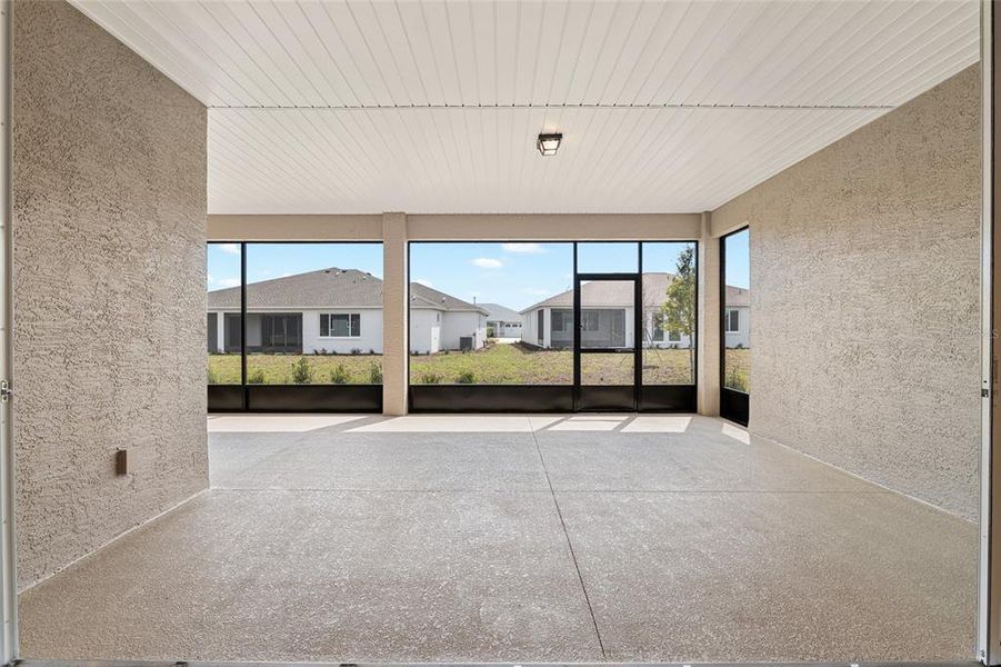 Exterior details and patio area of a home in , Ocala (Image 38).